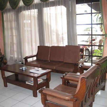 Sekar Sari Inn Kuta Lombok Exteriör bild